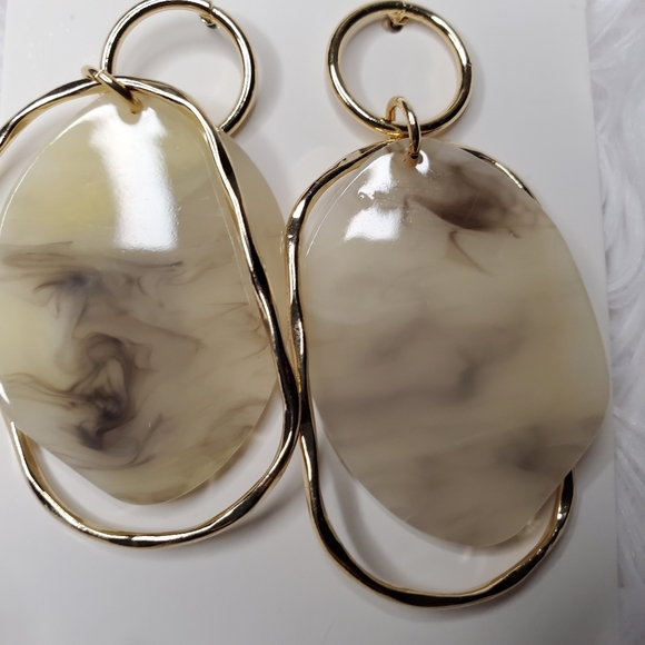 Earrings - Picture 2 of 2